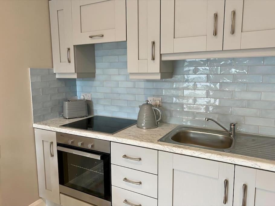 Erne Getaway No.7 Brand New 1 Bed Apartment 에니스킬런 외부 사진