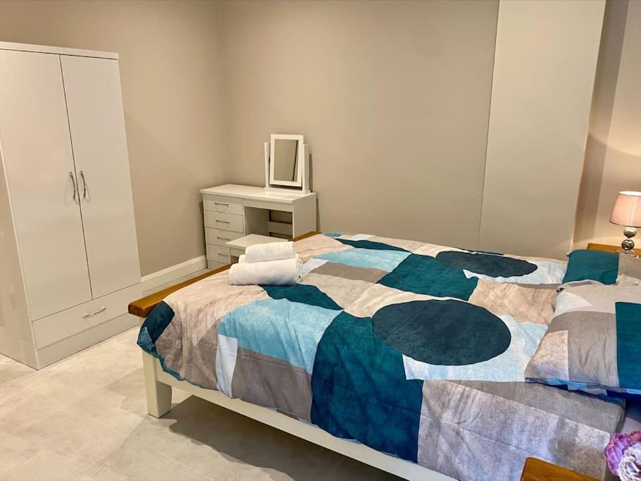 Erne Getaway No.7 Brand New 1 Bed Apartment 에니스킬런 외부 사진